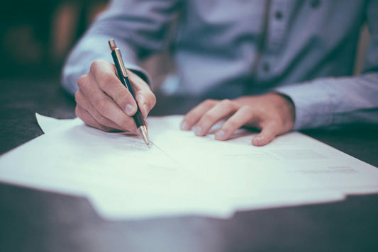 Lettera di presentazione e documenti per una candidatura di lavoro