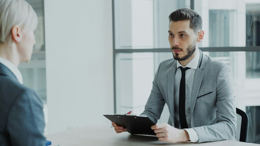 Colloquio di lavoro con candidato e selezionatore